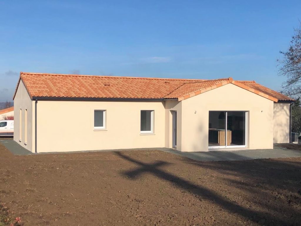 Construction de maison traditionnelle à La Chapelle Saint-Laurent - Les Pavillons du Bocage