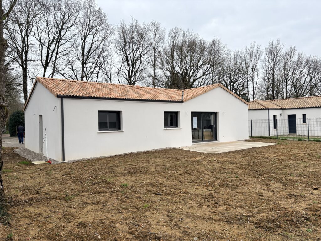 Maison traditionnelle de plain-pied construite par Les Pavillons du Bocage, La Roche-sur-Yon 2026